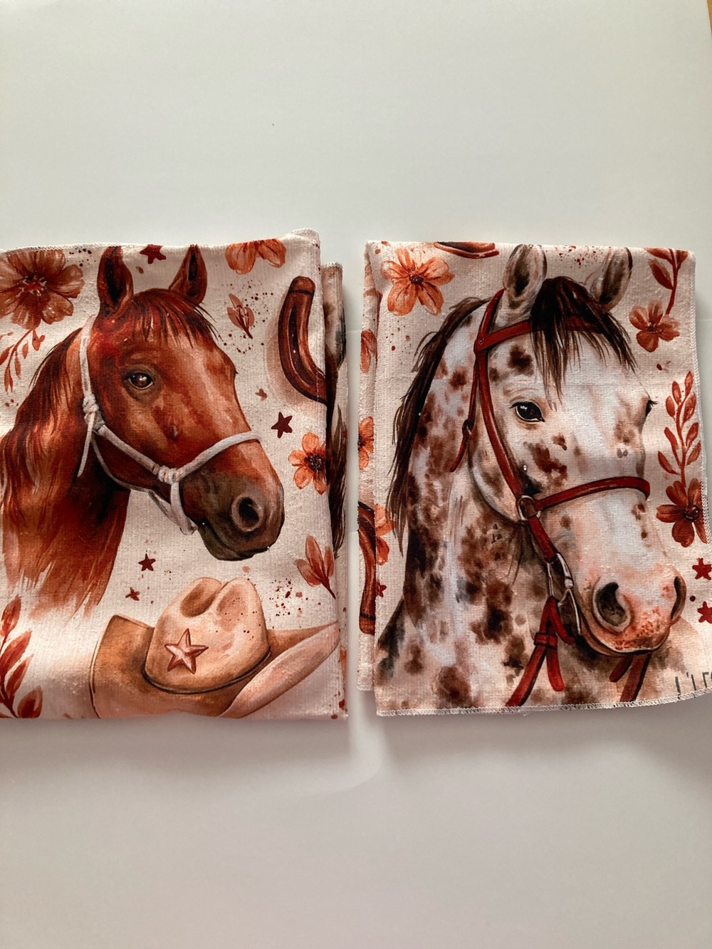 Rustic Country Ranch Horses/Cowboy Themed Towels in Cream and Copper. Set of 2.